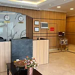 Al Murooj Hotel Apartments